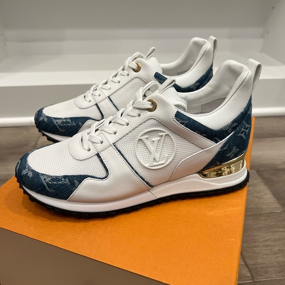Louis Vuitton Run Away Sneakers *NEW, NEVER WORN* - Picture 4 of 15